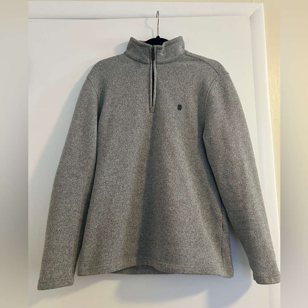 Cozy IZOD Men's Gray Half-Zip Sweater